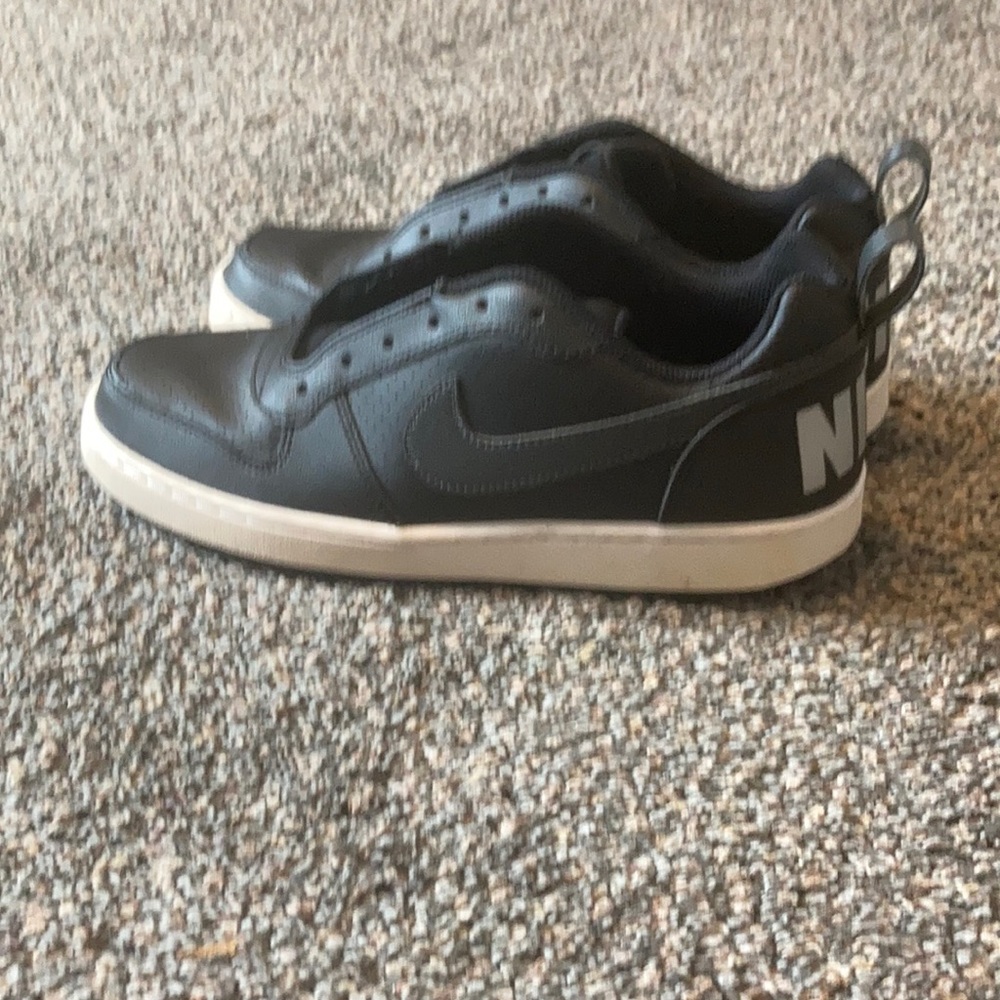 Does shoes have only been worn twice and they’re in great condition